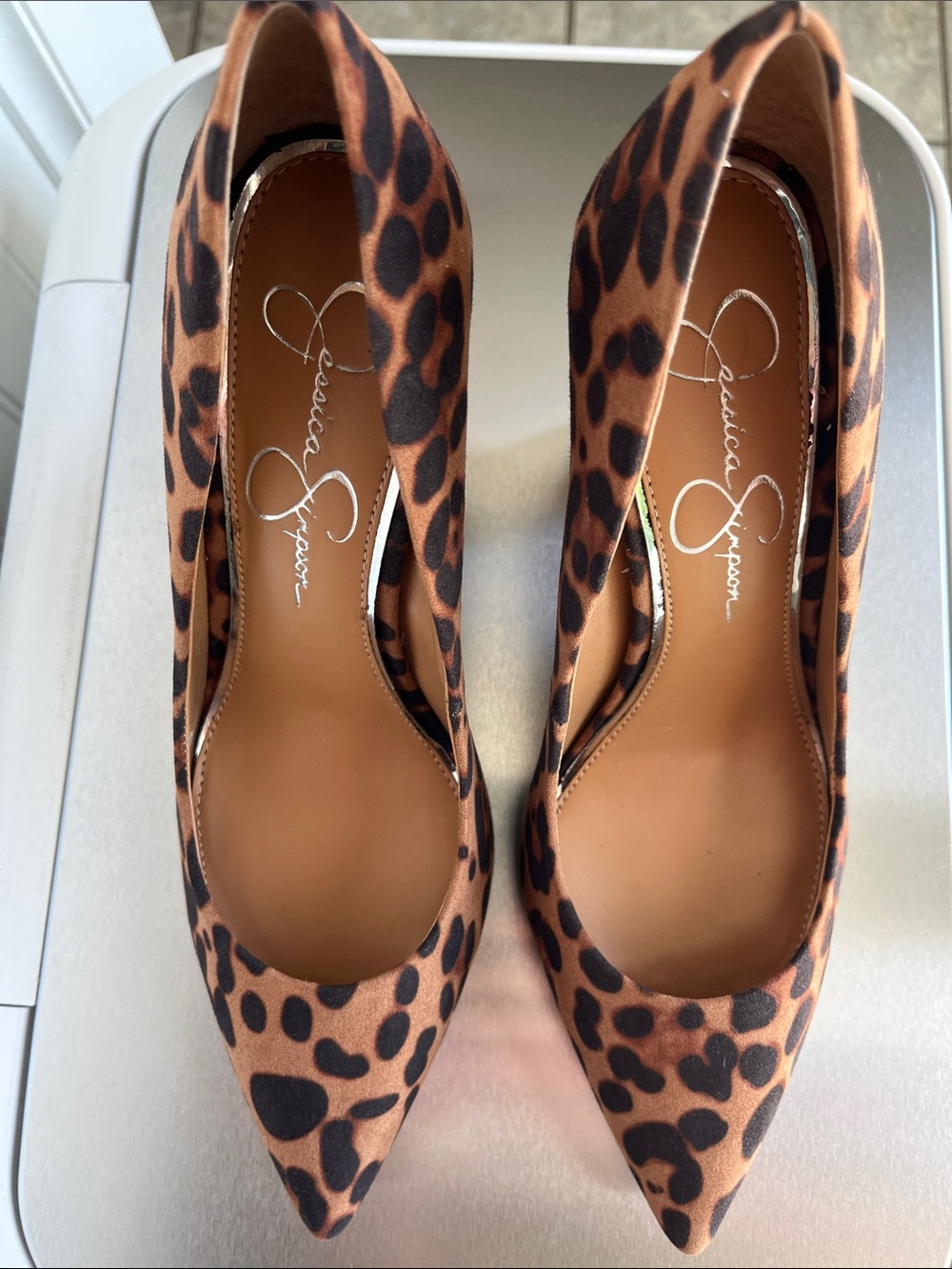 Jessica Simpson Leopard Print Block Heel Pumps Pointed Toe Size 8.5M EU39 - Picture 6 of 12